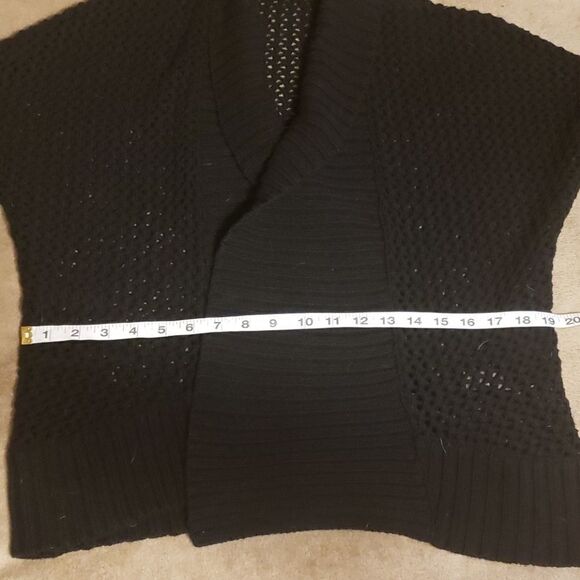 EXPRESS cardigan. Small. Black knit - Picture 4 of 5